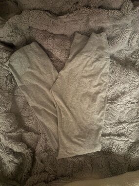 Aritzia Heather Gray Active Leggings